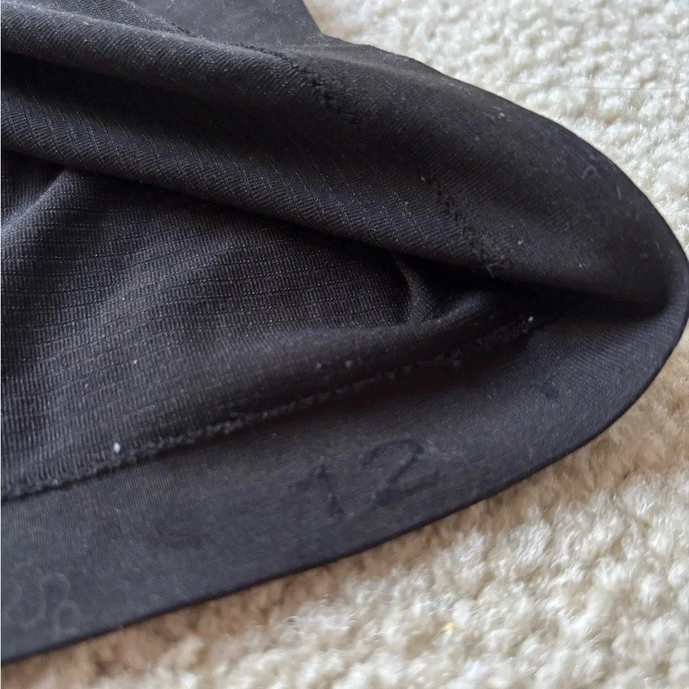 Lululemon Swiftly Tech Black Short Sleeve T-Shirt Size 12 - Picture 4 of 4